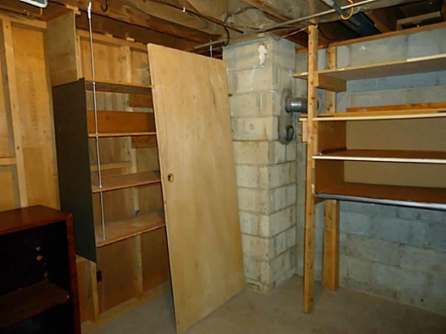 2770 Nottingham Road Columbus, OH 43221 - Photo 18 of 25