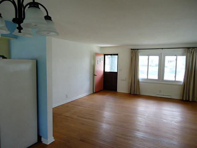 2770 Nottingham Road Columbus, OH 43221 - Photo 4 of 25