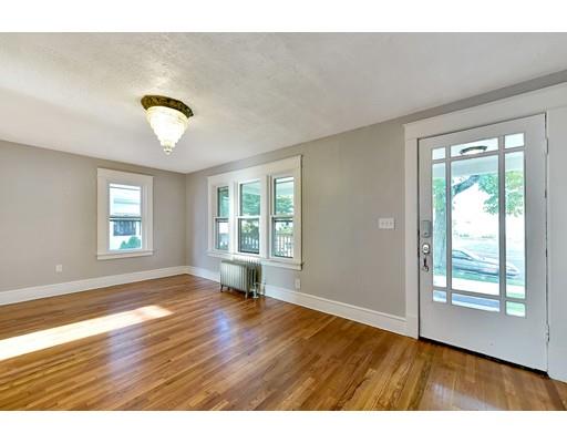 8 Redlands Street Springfield, MA 01104 - Photo 12 of 30