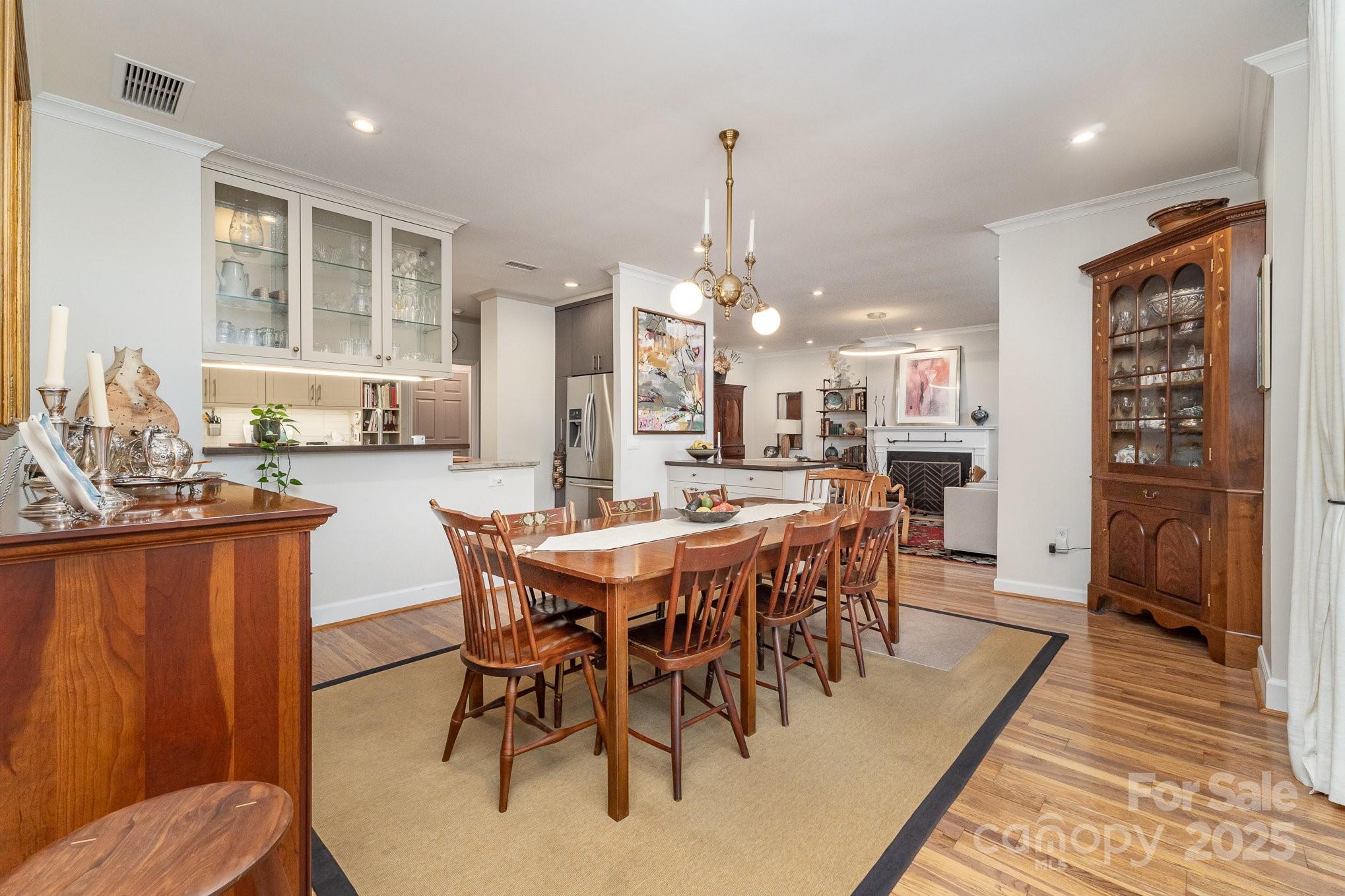 830 Cherokee Road Charlotte, NC 28207 - Photo 16 of 39 Gallery Image 16
