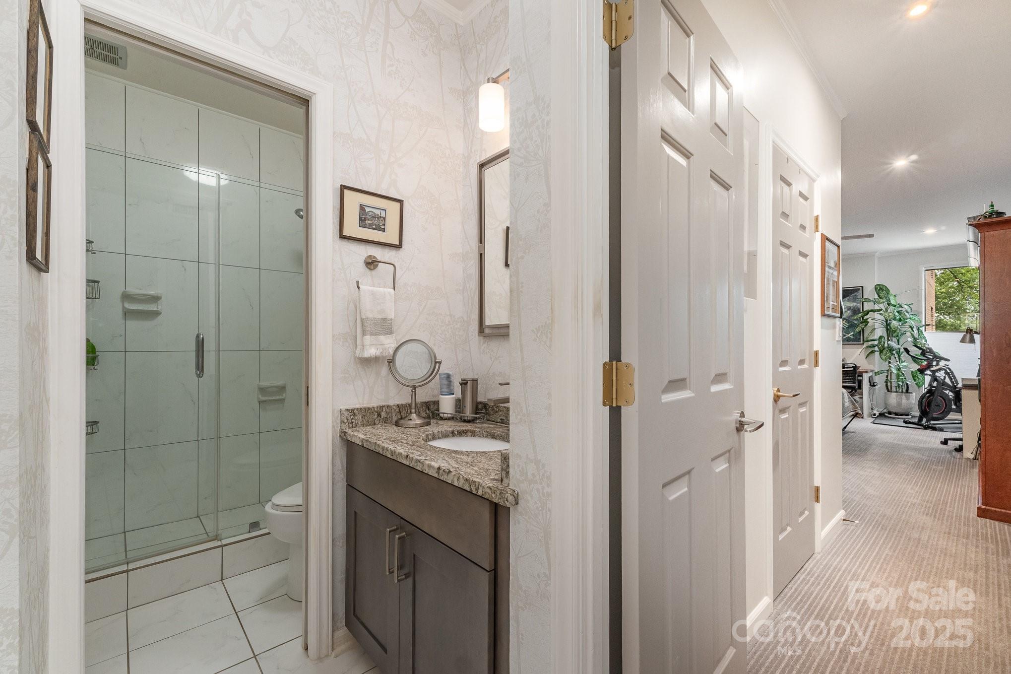 830 Cherokee Road Charlotte, NC 28207 - Photo 29 of 39 Gallery Image 29