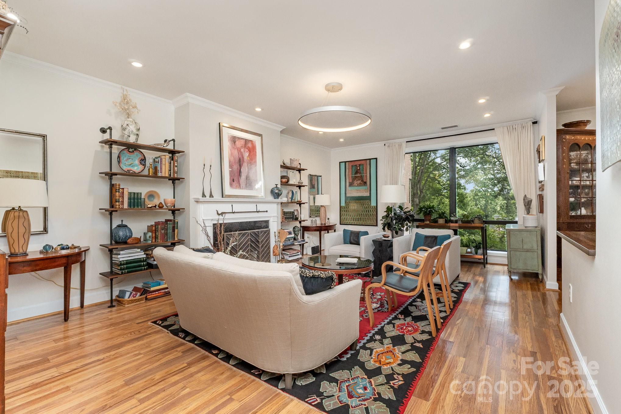 830 Cherokee Road Charlotte, NC 28207 - Photo 8 of 39 Gallery Image 8