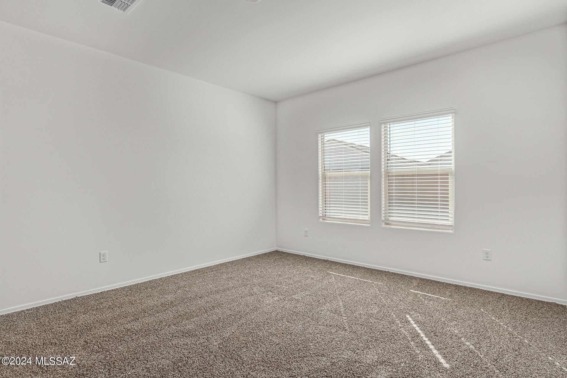 12479 West Barnett Road Marana, AZ 85653 - Photo 18 of 43