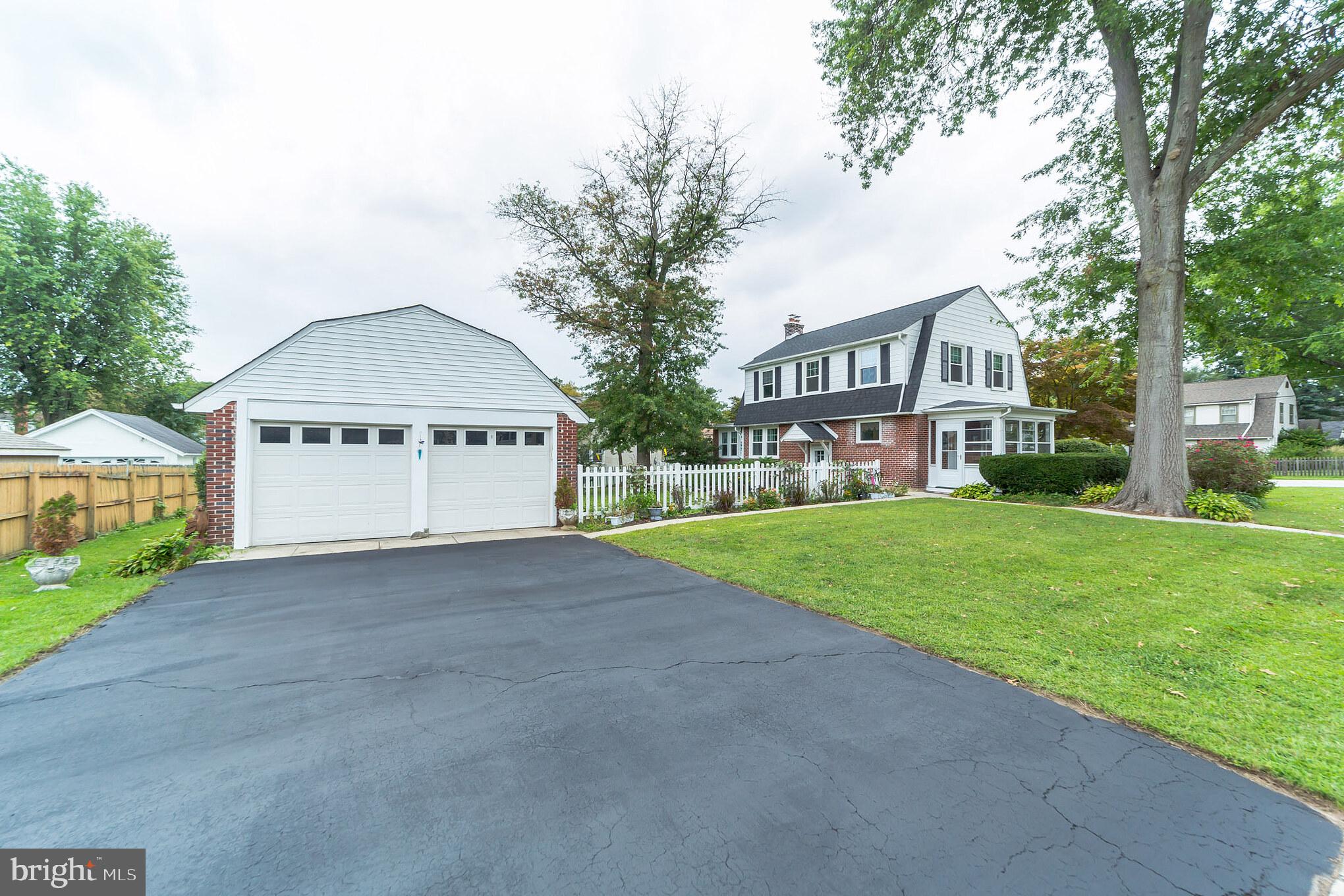 2 Melvin Road Phoenixville, PA 19460 - Photo 26 of 31 Two-car garage