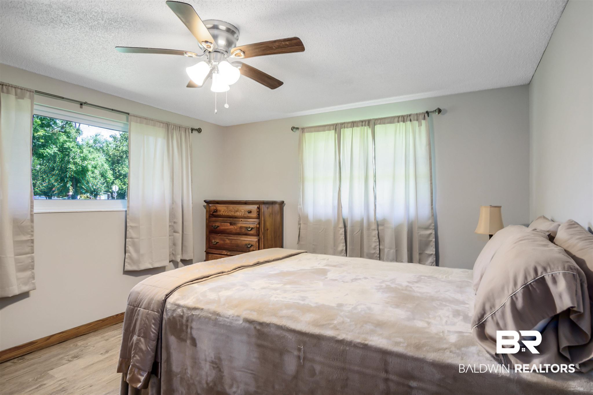 211 South Stuart Street Foley, AL 36535 - Photo 13 of 18