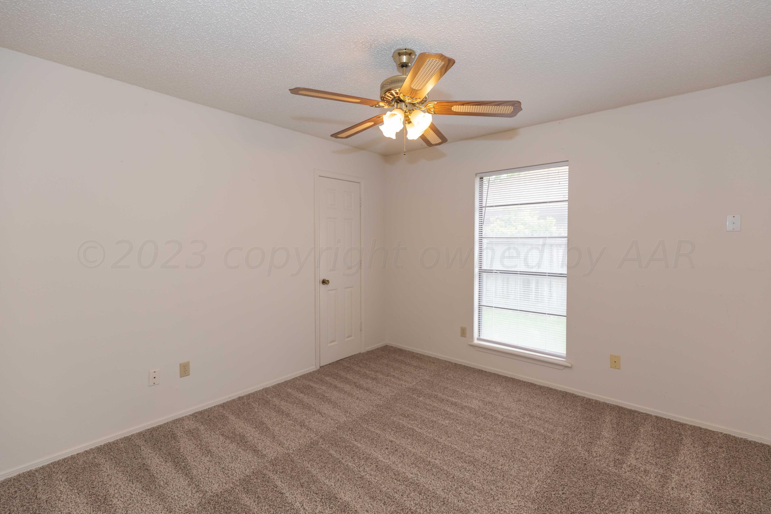 6006 Rutgers Street Amarillo, TX 79109 - Photo 24 of 40 BEDROOM 2 VIEW 1