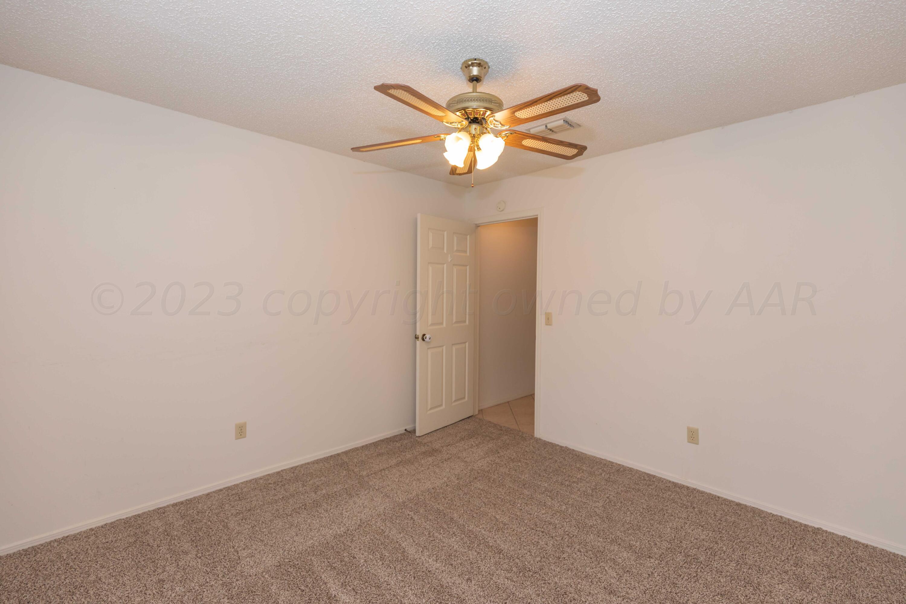 6006 Rutgers Street Amarillo, TX 79109 - Photo 26 of 40 BEDROOM 2 VIEW 3