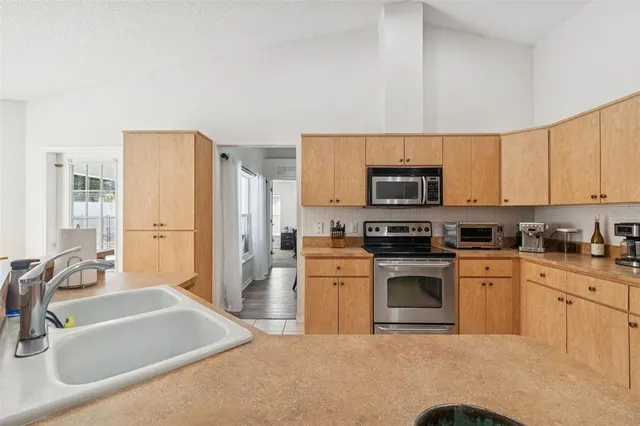 $365,500 | 13970 Coronado Drive, Spring Hill, FL 34609