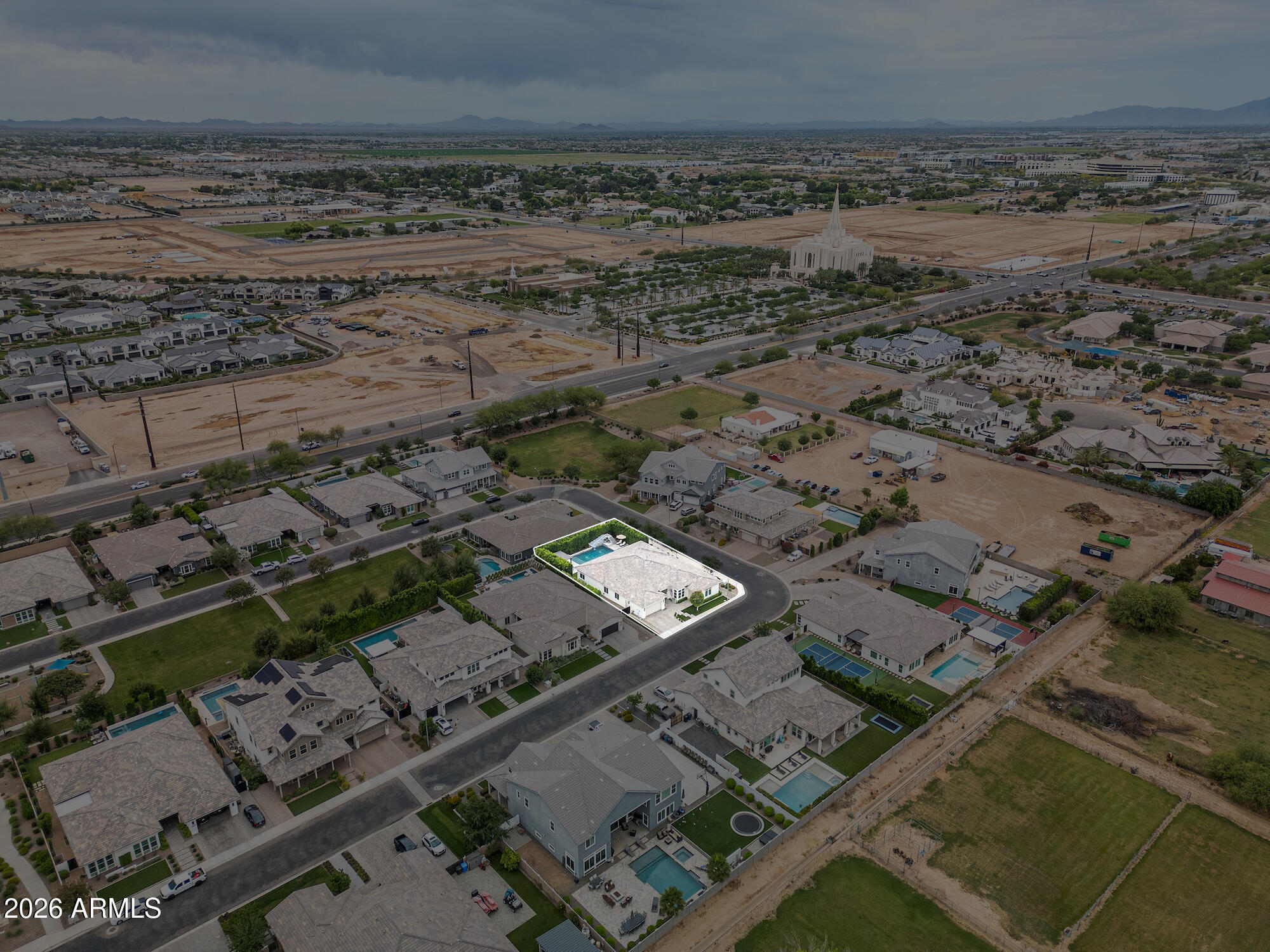 2633 East Geronimo Street Gilbert, AZ 85295 - Photo 75 of 78 an aerial view of a house with a yard