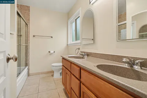 $1,999,000 | 4 Dale Court, Lafayette, CA 94595