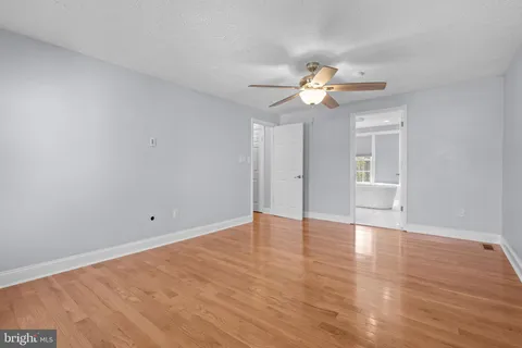 $527,900 | 8604 Valley Drive, Waldorf, MD 20603