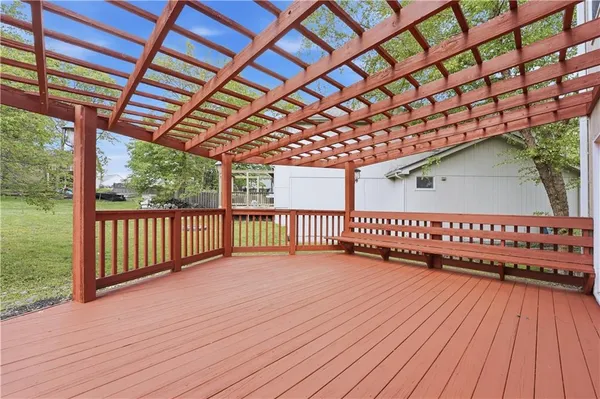 $425,000 | 9000 North Oregon Avenue, Kansas City, MO 64154