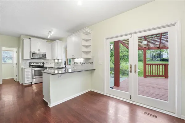 $425,000 | 9000 North Oregon Avenue, Kansas City, MO 64154