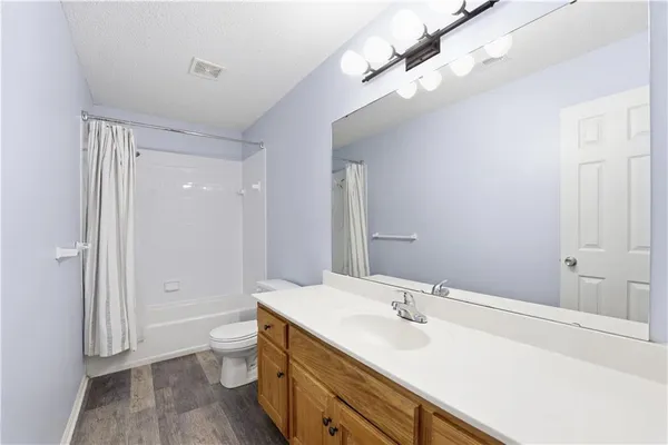 $425,000 | 9000 North Oregon Avenue, Kansas City, MO 64154