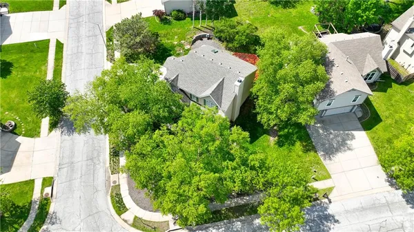 $425,000 | 9000 North Oregon Avenue, Kansas City, MO 64154