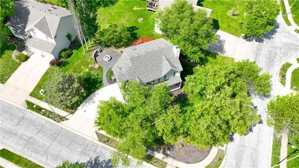 $425,000 | 9000 North Oregon Avenue, Kansas City, MO 64154