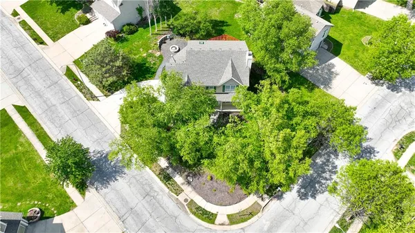 $425,000 | 9000 North Oregon Avenue, Kansas City, MO 64154