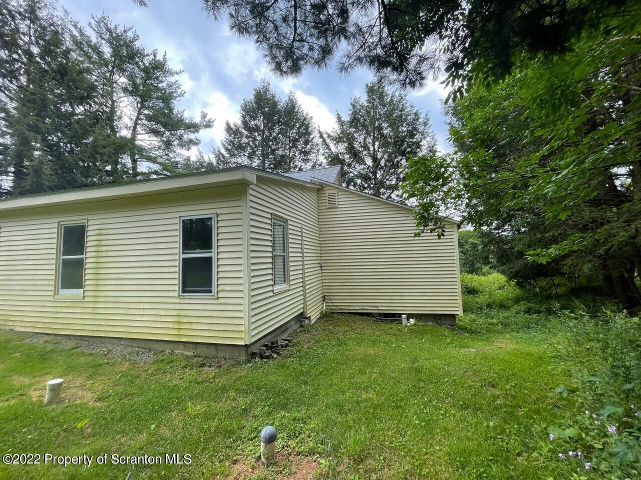 453 Carpenter Road Factoryville, PA 18419 - Photo 3 of 21 Gallery Image 3