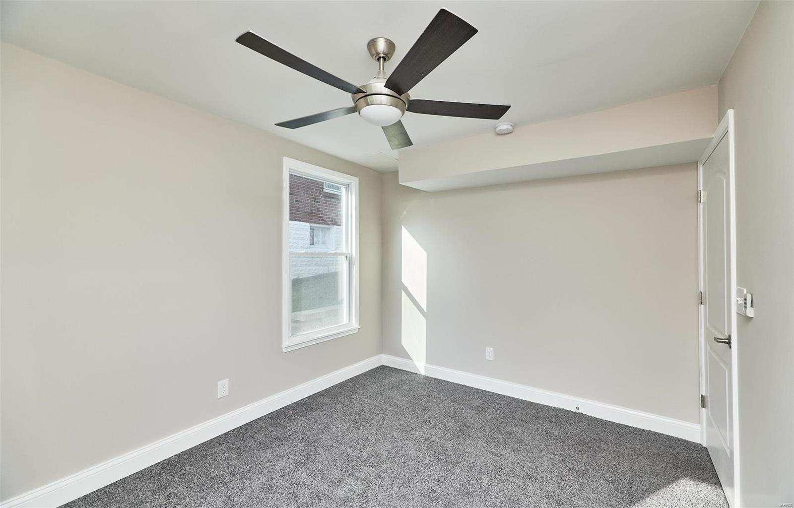 2969 Ridgeway Avenue St. Louis, MO 63114 - Photo 12 of 32 Gallery Image 12