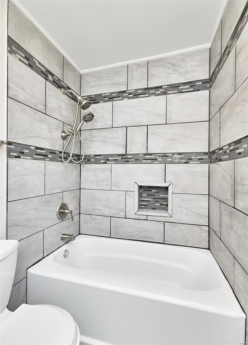 2969 Ridgeway Avenue St. Louis, MO 63114 - Photo 16 of 32 Gallery Image 16