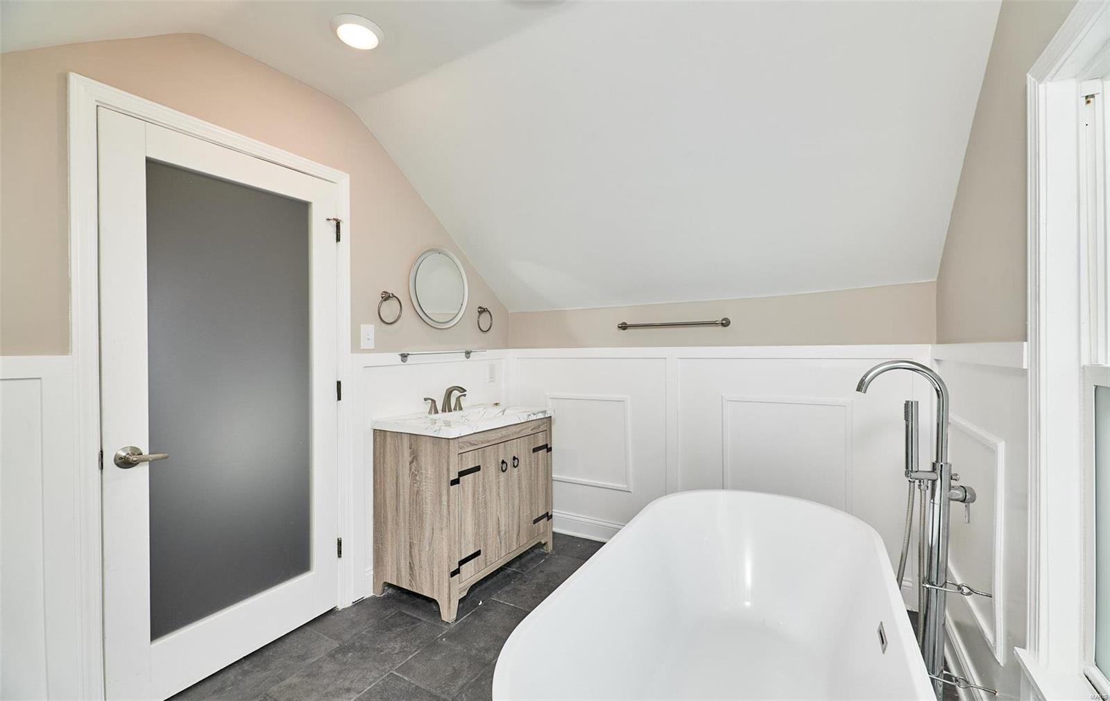 2969 Ridgeway Avenue St. Louis, MO 63114 - Photo 22 of 32 Gallery Image 22