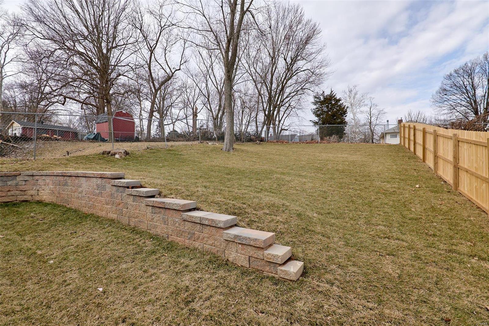 2969 Ridgeway Avenue St. Louis, MO 63114 - Photo 27 of 32 Gallery Image 27