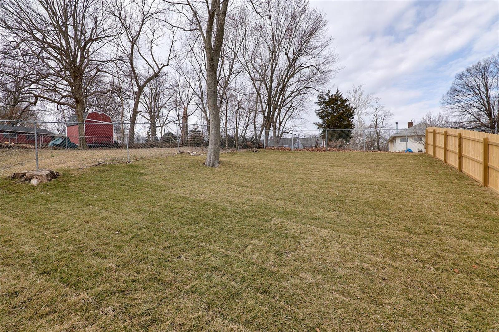 2969 Ridgeway Avenue St. Louis, MO 63114 - Photo 28 of 32 Gallery Image 28