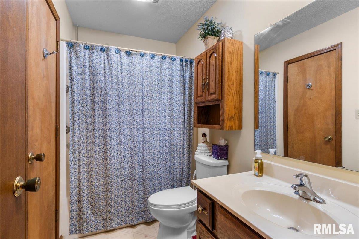 518 North Springfield Street Virden, IL 62690 - Photo 18 of 25