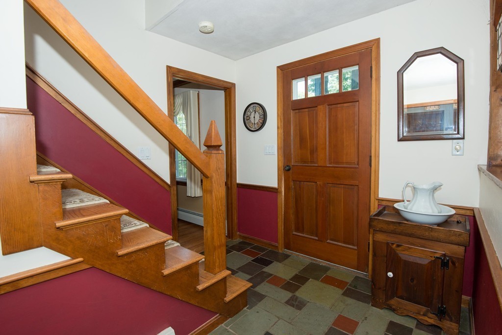 15 Bayberry Road Danvers, MA 01923 - Photo 3 of 28 Gallery Image 3