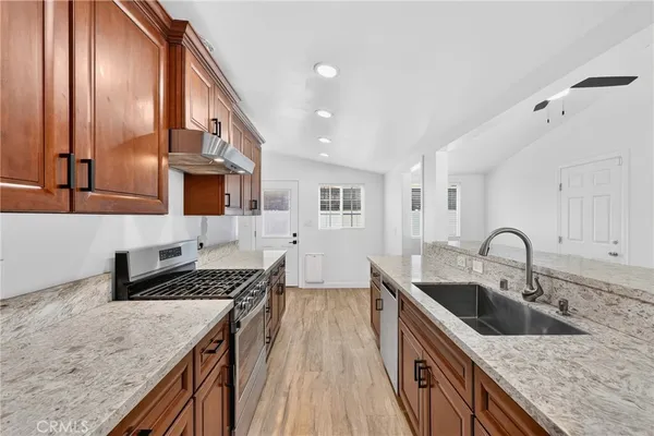 $925,000 | 3210 East Janice Street, Long Beach, CA 90805