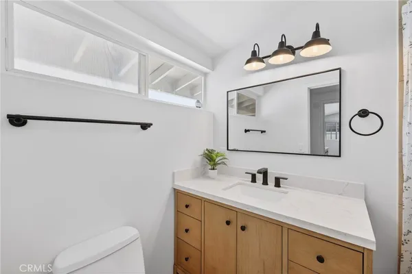 $925,000 | 3210 East Janice Street, Long Beach, CA 90805