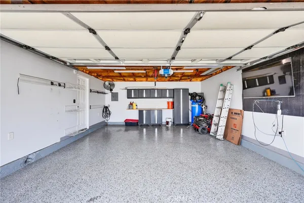 $925,000 | 3210 East Janice Street, Long Beach, CA 90805