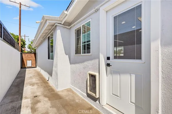 $925,000 | 3210 East Janice Street, Long Beach, CA 90805