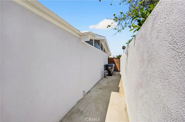 $925,000 | 3210 East Janice Street, Long Beach, CA 90805