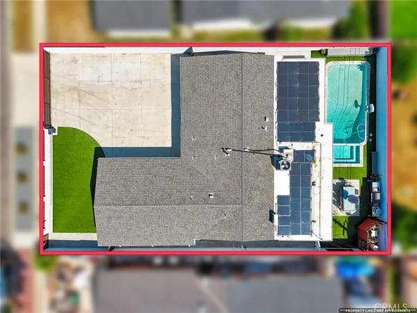 $925,000 | 3210 East Janice Street, Long Beach, CA 90805