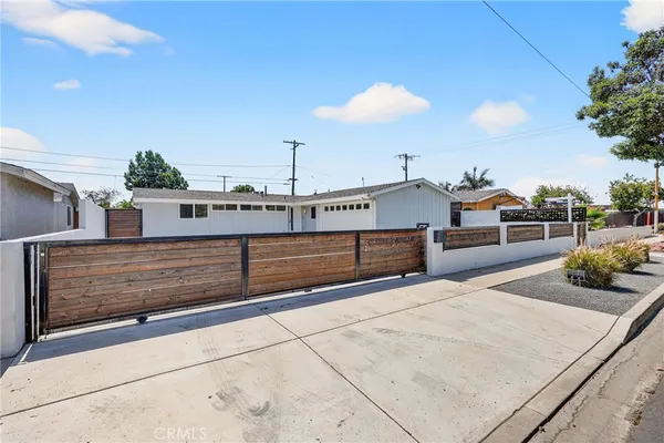$925,000 | 3210 East Janice Street, Long Beach, CA 90805