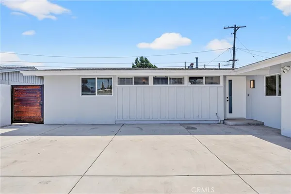 $925,000 | 3210 East Janice Street, Long Beach, CA 90805