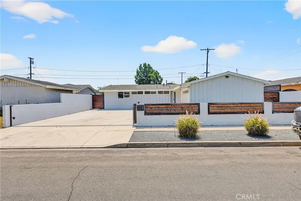 $925,000 | 3210 East Janice Street, Long Beach, CA 90805