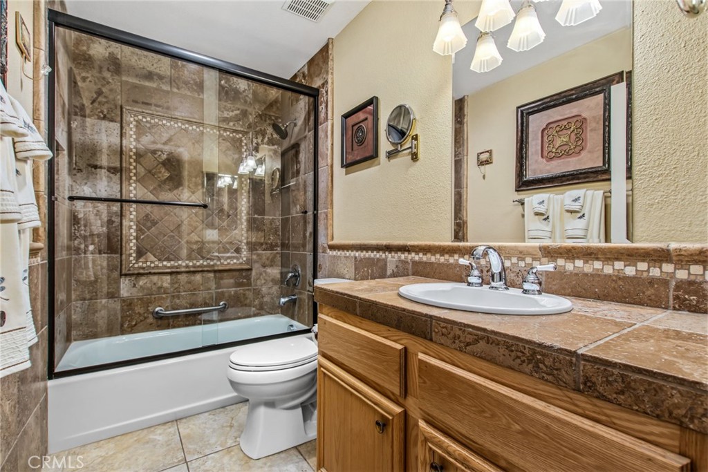 29341 Wildcat Canyon Road Menifee, CA 92587 - Photo 19 of 36 Hall Bath