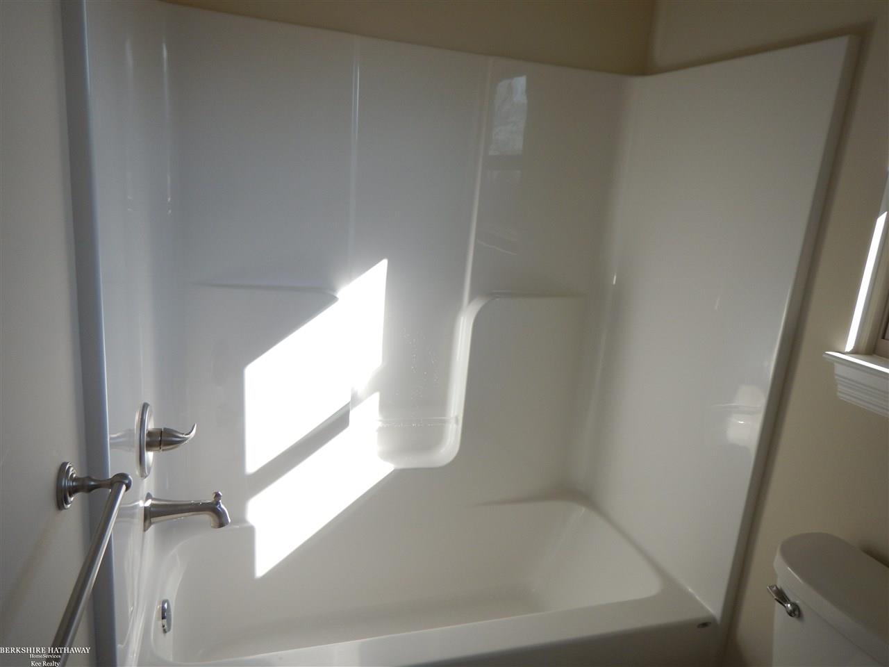 9288 Folkert Road Algonac, MI 48001 - Photo 20 of 26 31304611-19.JPG