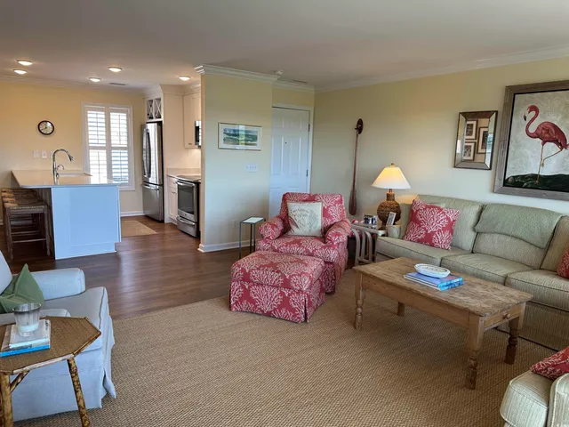 $425,000 | 189 South Cove Place, Unit B, Pawleys Island, SC 29585