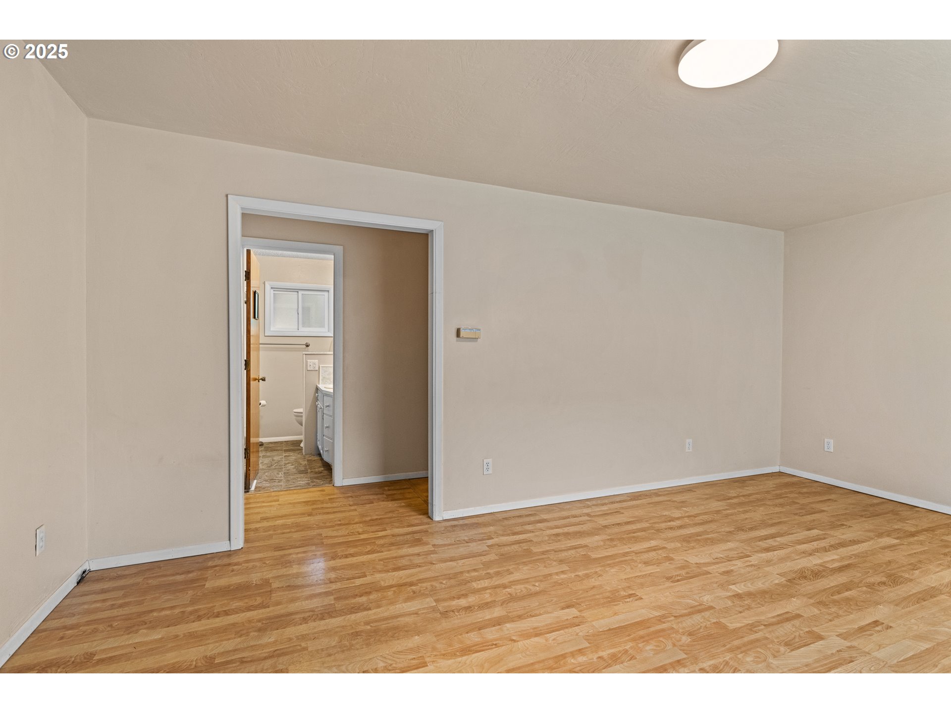 93521 Pleasant Valley Lane Myrtle Point, OR 97458 - Photo 13 of 46