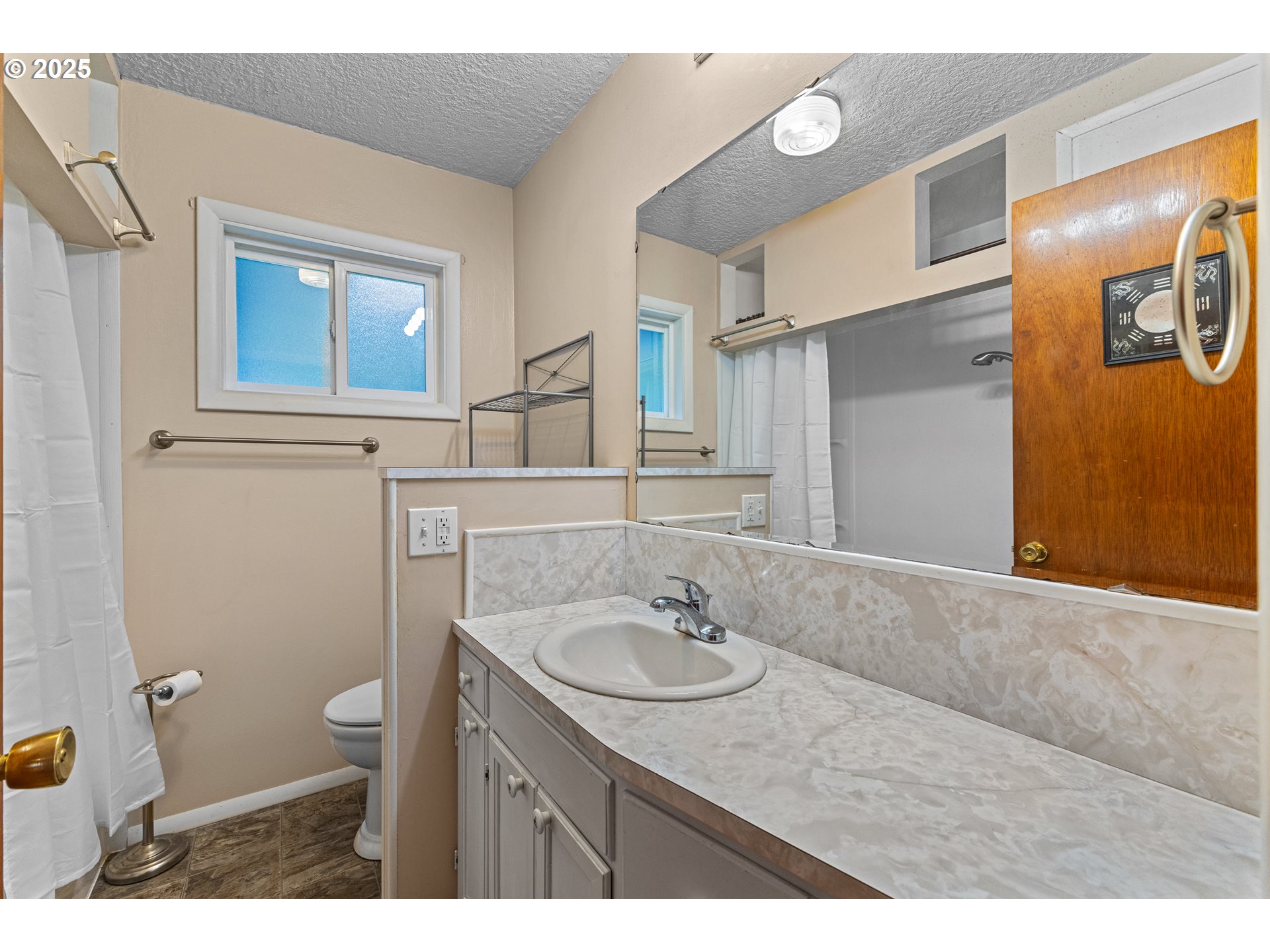 93521 Pleasant Valley Lane Myrtle Point, OR 97458 - Photo 14 of 46