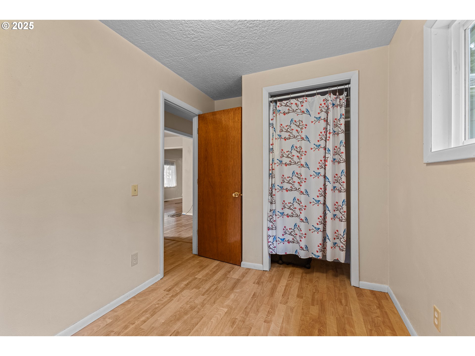 93521 Pleasant Valley Lane Myrtle Point, OR 97458 - Photo 15 of 46