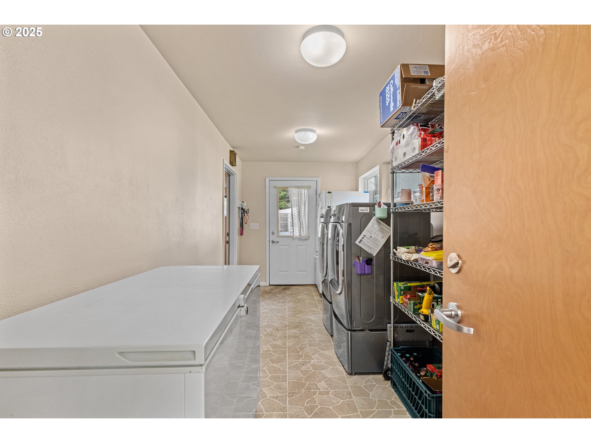 93521 Pleasant Valley Lane Myrtle Point, OR 97458 - Photo 38 of 46