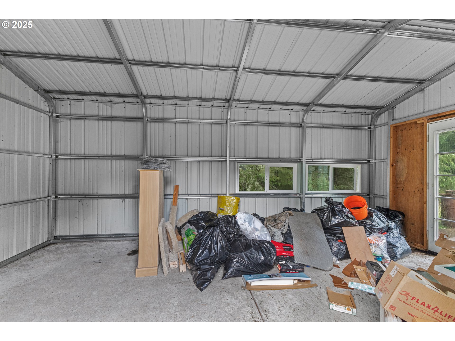 93521 Pleasant Valley Lane Myrtle Point, OR 97458 - Photo 41 of 46