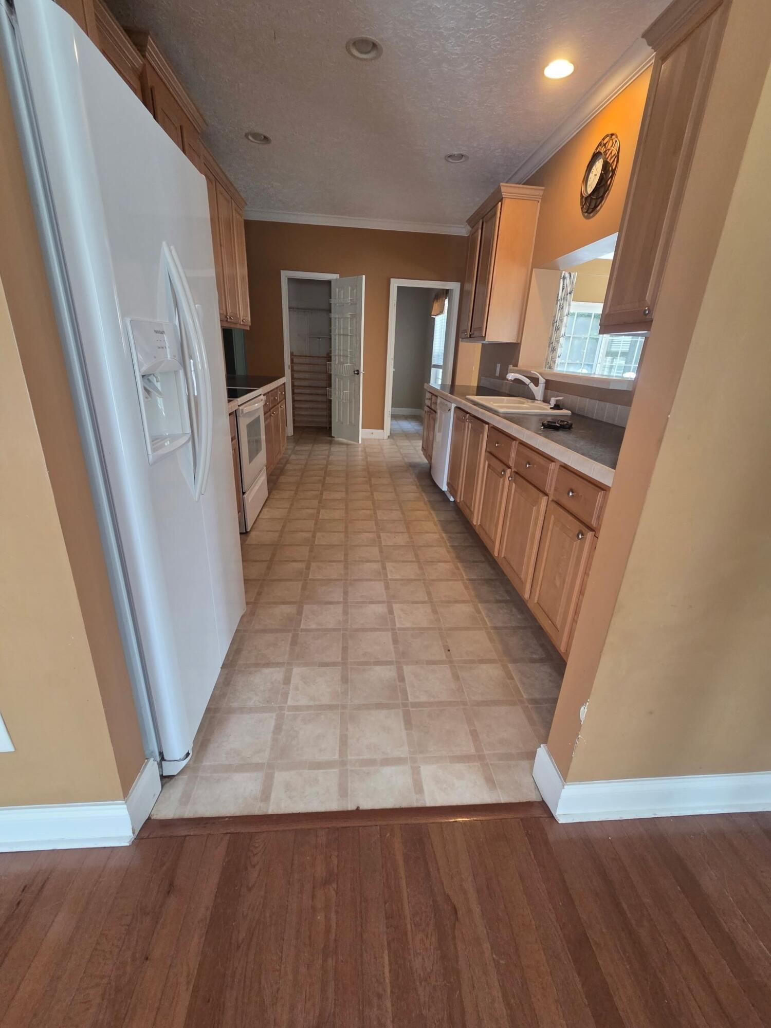 3014 Marlin Road Johns Island, SC 29455 - Photo 5 of 18 3014 Marlin kitchen
