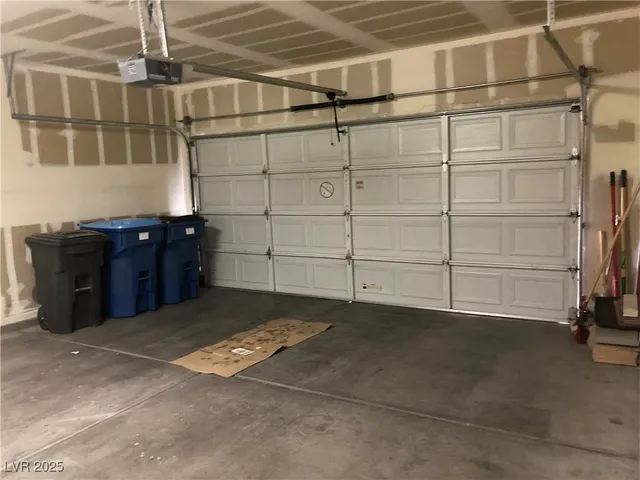 $1,595 | 2001 Quartz Cliff Street, Unit 103, Las Vegas, NV 89117