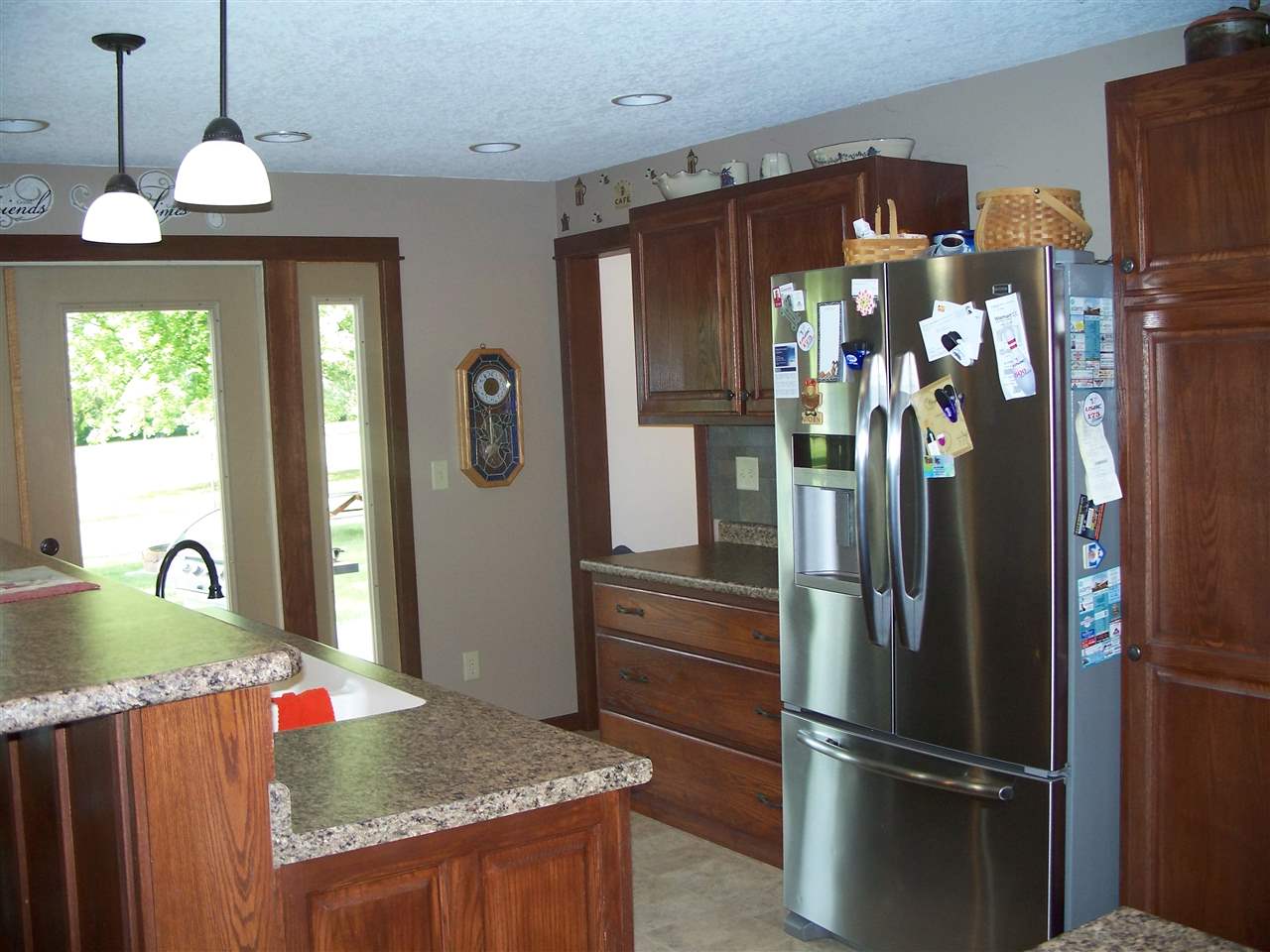 44 Homestead Drive Decatur, IN 46733 - Photo 3 of 17