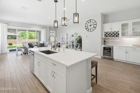 $829,000 | 2120 East Park View Lane, Phoenix, AZ 85024